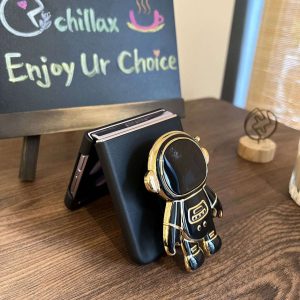 Z Flip 4/3 Case with Astronaut Stand