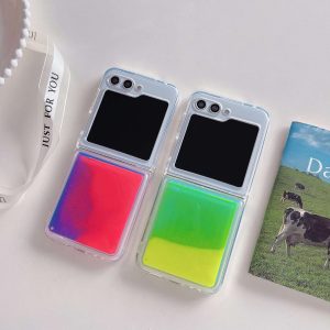 Z Flip 5 Case with Flowing Quicksand